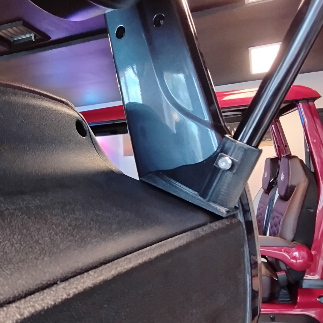 Evolution D-MAX Dual Flag Pole Bundle